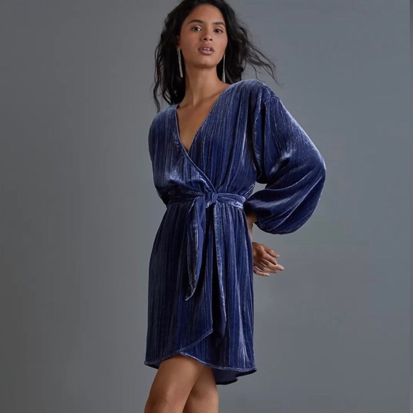 Anthropologie Dresses & Skirts - Sofia blue velvet dress by Anthropologie